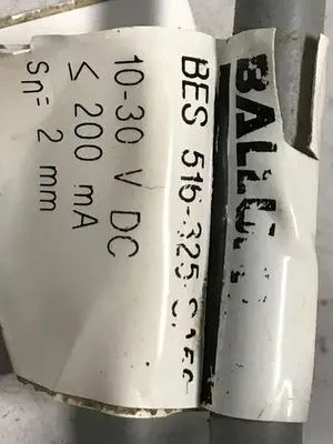 USED BALLUFF BES 516-325-SA56