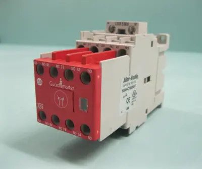 USED Allen-Bradley 100-CF310*