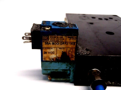 Used MAC VALVES BLOCK & SOLENOID VALVE 3 WAY MOUNT Solenoid Valves | Maverick Industrial Sales #1109225