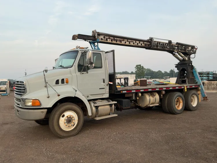 Used 2006 STERLING LT9500 Mobile Cranes Michigan US | Miedema Asset Management Group #1318343