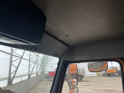 Used 2003 VOLVO VHD 6X4 Dump trucks Michigan US | Miedema Asset Management Group #1414286