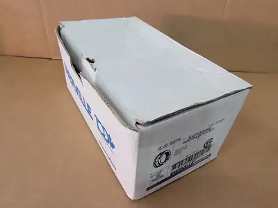 NEW THOMAS & BETTS CI2716