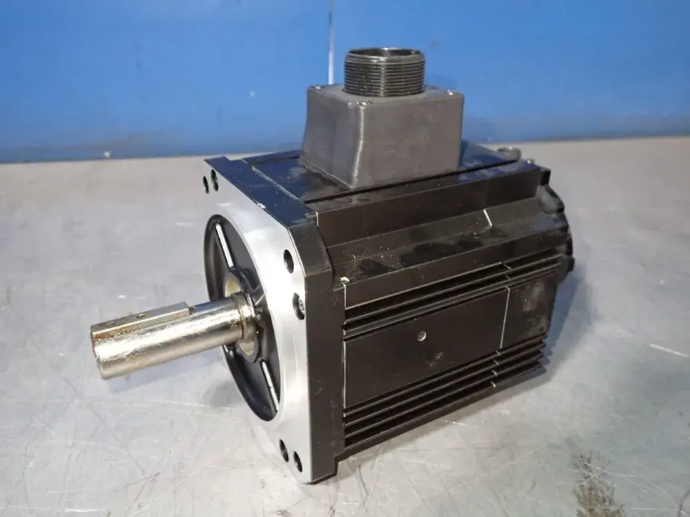 NEW OMRON R88MK90010FBS2