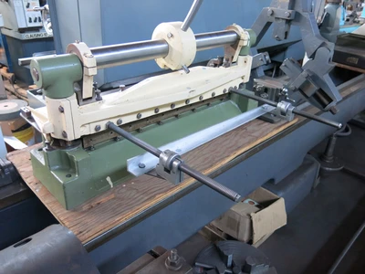 Diacro No. 4 Hand Shear 24″ with Back Gauge