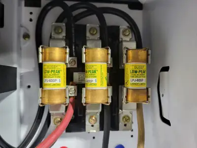 USED SQUARE D MODEL 6