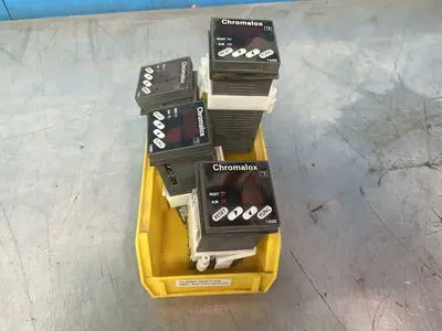 Used CHROMALOX 160010030 Temperature Controls Ohio US | HGR 24 #1406042