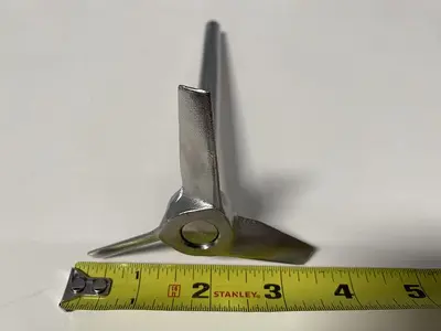 USED 8" L STAINLESS STEEL IMPELLER ROD W/ 1/2" DIAMETER SHAFT & 3 1/4" IMPELLER