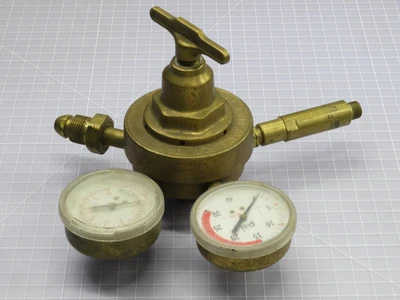 Used UNIWELD _UNKNOWN_ Air Pressure Regulators | OCO Industrial #1645050