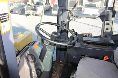 USED 2012 DEERE 544K