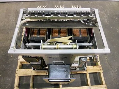 Used GE AKR-8D-100 Circuit Breakers Ohio US | Equipment Recovery Corp. #1329705