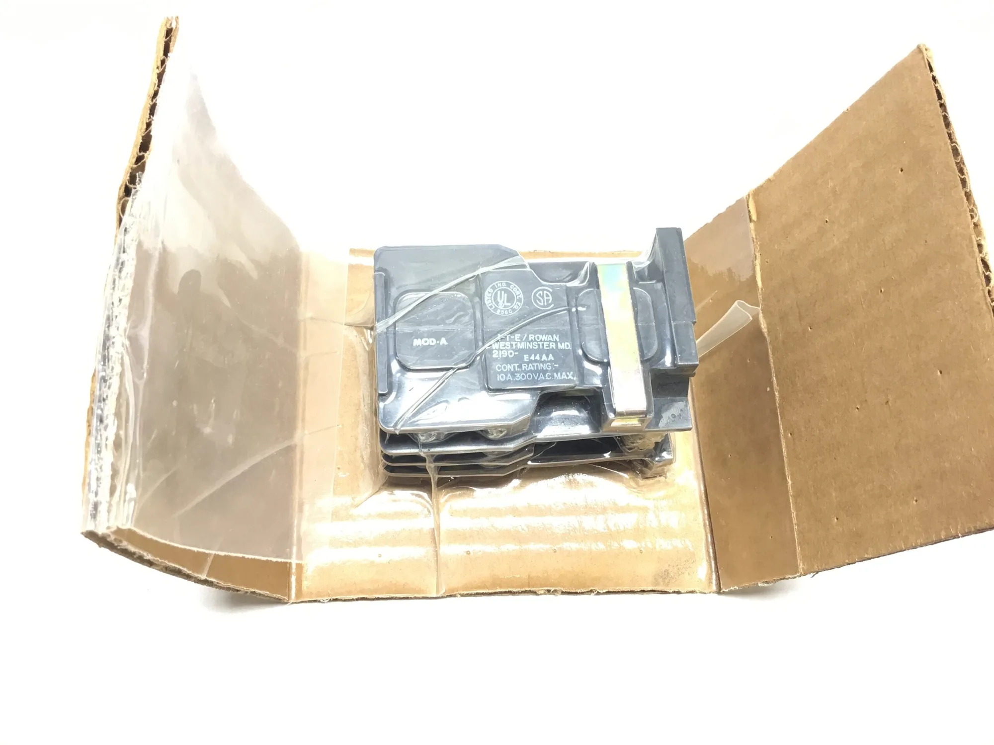 ITE Rowan 2190 – E44AA General Purpose Relay 10 Amps 300VAC Max 4 Poles 50/60Hz