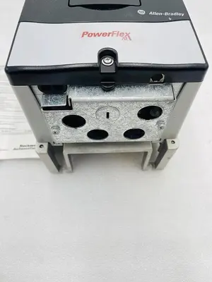 ALLEN BRADLEY 20AD2P1A0AYNAEG0 POWERFLEX 70 ADJUSTABLE FREQUENCY AC DRIVE #2249