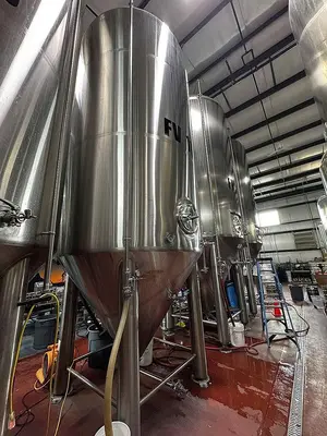 Used PREMIER STAINLESS 120 BBL FV Stainless Steel Tanks Oregon US | Ager Tank & Equipment Co. #1407724