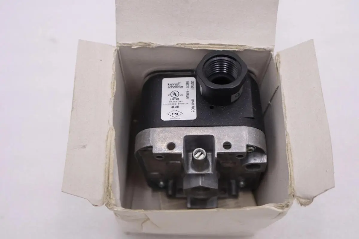 NEW Krom Schroder DG150T Gas Druckwachter Pressure Switch  STOCK H1031A