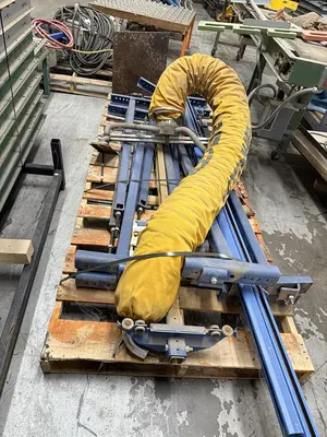 ANVER 215 LB. VACUUM LIFT WITH 36’ x 10’ X/Y CEILING GANTRY