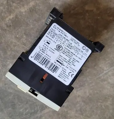USED SIEMENS 3RT1015-1BB42