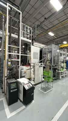 2003 JSW JT220REIII VERTICAL Injection Molding Horizontal/Vertical | Machinery Network (1)