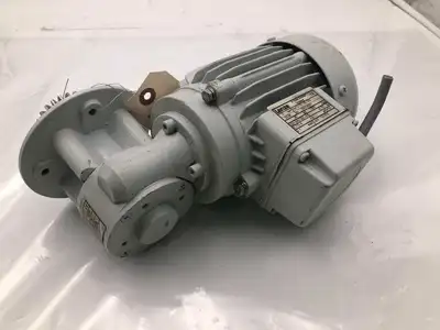 Lenze Type 12.311.31.440 Gear Drive/Speed Reducer 38:1 90W 1350RPM 50Hz 3PH