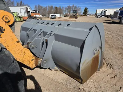 USED 2014 LIEBHERR L550