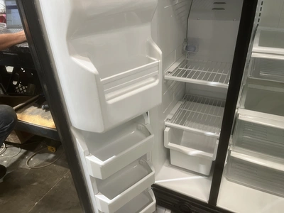 Used KENMORE SIDE BY SIDE REFRIGERATOR Refrigerators Michigan US | Miedema Asset Management Group #1476262