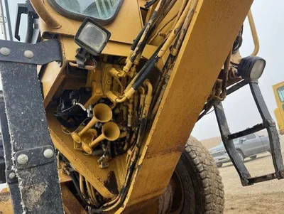 2005 Caterpillar 160H