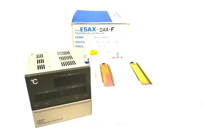 NEW OMRON E5AX-DAA-F TEMPERATURE CONTROLLER E5AXDAAF