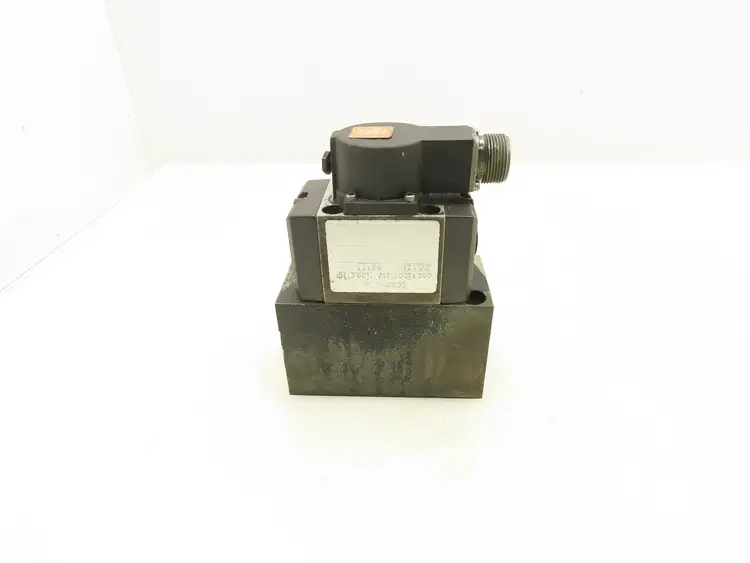 Used KOEHRING PEGASUS DIVISION _UNKNOWN_ Parts (Hydraulics and Pneumatics) | Arrow Industrial #636619