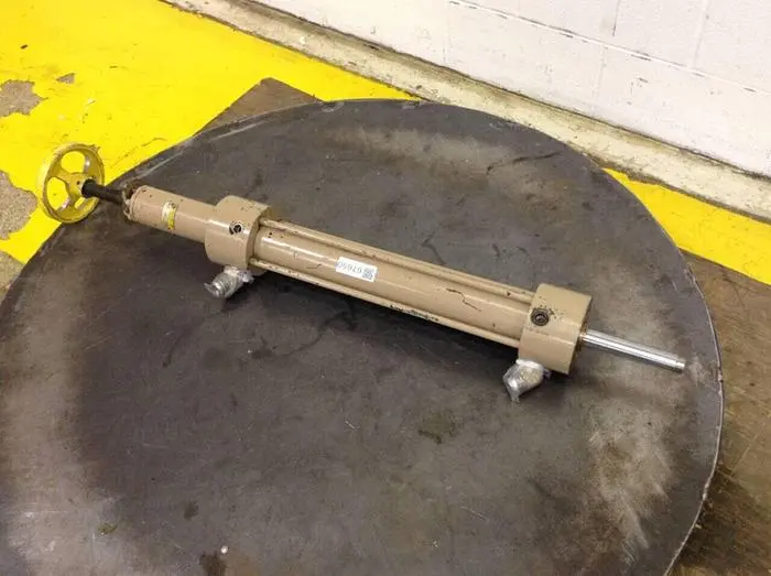 Used VAN DORN VD 150-RS-8 CLP/CYD Cylinders Michigan US | Ideal Machinery #581386
