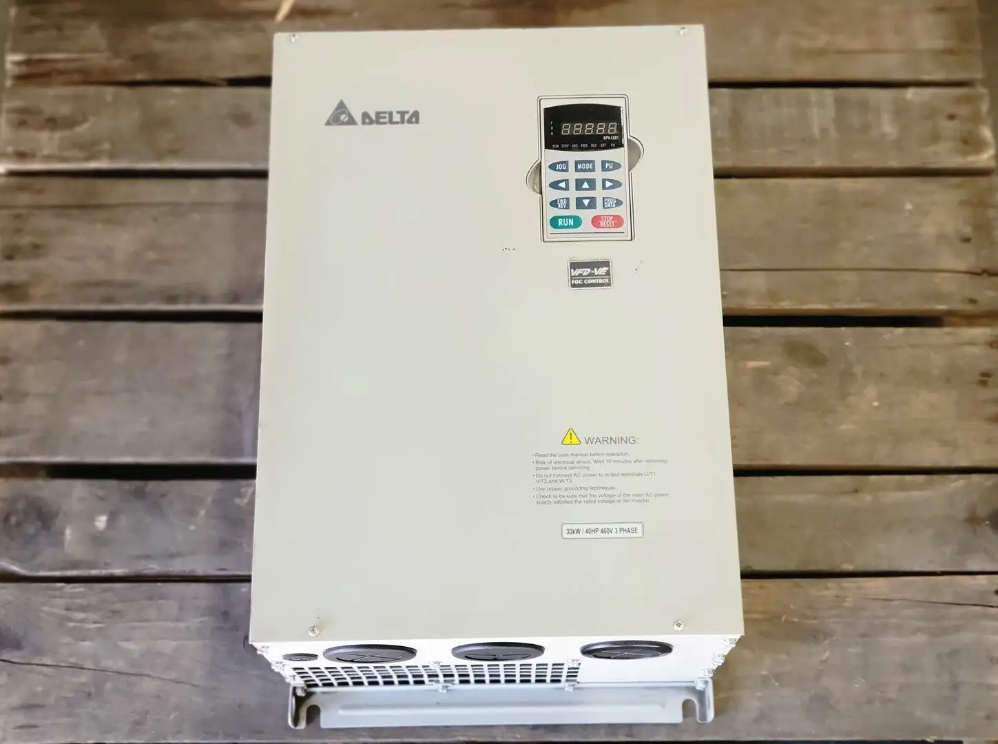 USED DELTA ELECTRONICS INC VFD300V43A-2