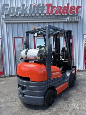 USED 1998 TOYOTA 42-6FGCU20