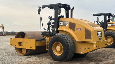 USED 2015 Caterpillar CS56B
