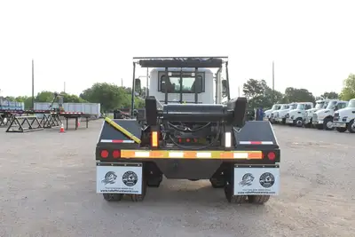 New | in-Stock 2026 MACK GRANITE 64BR Rolloff Trucks Texas US | Roll Off Truck World #1491904