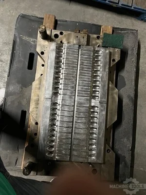 USED 2013 HUSKY CUTLERY MOLDS