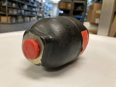 USED ACCUMULATORS INC. N AM-6-250