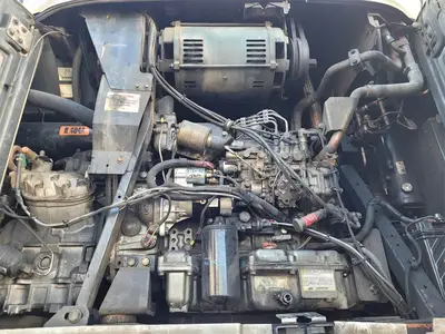 USED 1997 UTILITY 48 FOOT