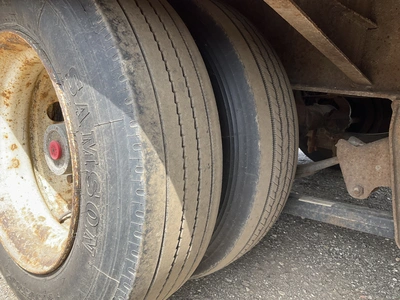 USED 2016 INTERSTATE TRAILER
