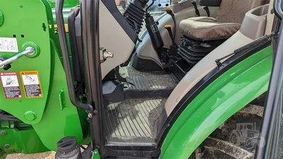 USED 2015 JOHN DEERE 5055E