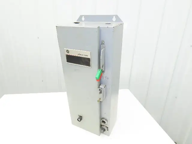 General Electric NP-161815-X Combination Motor Starter Fused 30 Amp 600VAC 10HP