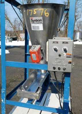 USED SYNTRON VIBRATORY FILLER PAN FEEDER
