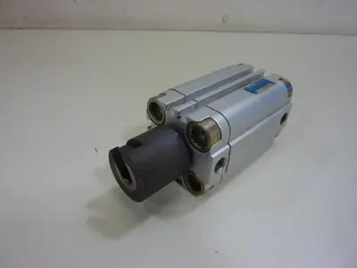 USED FESTO ADVU-32-40-PA