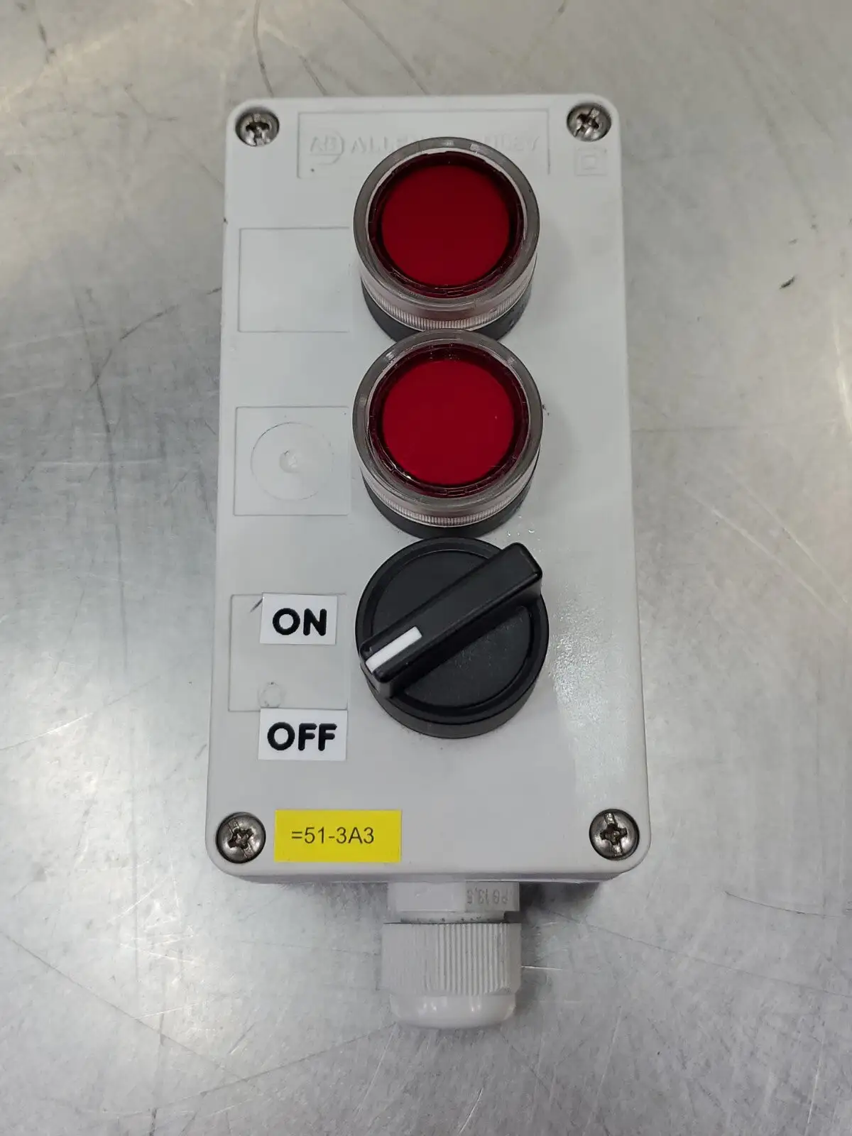 USED Allen-Bradley 800E-3PM