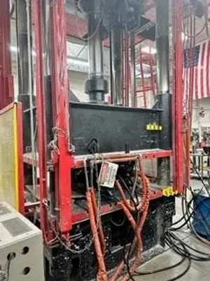 300 TON DAKE VERTICAL PRESS