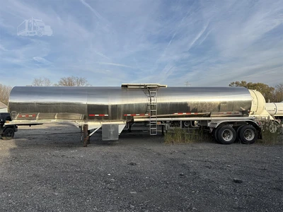 Used 1986 STAINLESS TANK & EQUIPMENT _UNKNOWN_ Tanker Trailers Indiana US | Lakeshore Equipment Sales #1546608