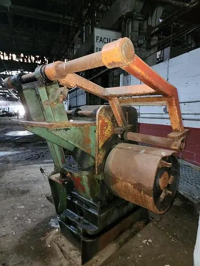 20" x 10,000 Lb Recoiler With Overarm Hold Down & Push Off