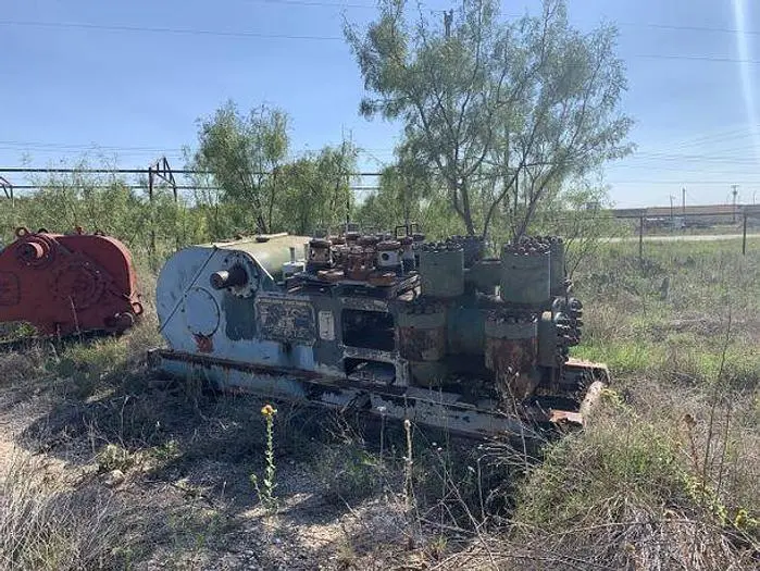 Used SKYTOP BREWSTER B55-50F Pumps | Elliott Equipment Company #1049021