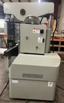 Used 1995 ACCURPRESS 7606 Press Brakes Oregon US | Aucto #1333523