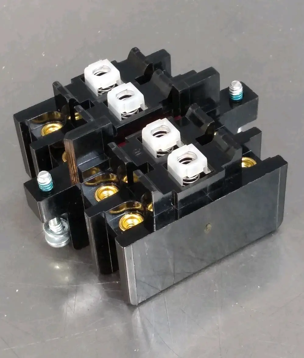 Allen-Bradley 700-NA00/B Front Deck Contact Block Loc4E26