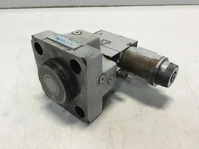 USED VICKERS DG4V-3S-7A-M-U-H7-60-EN490