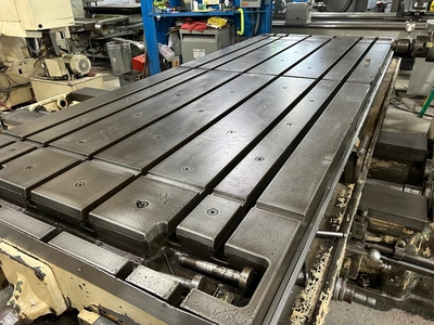 5" GIDDINGS & LEWIS Table Type HBM, 1968