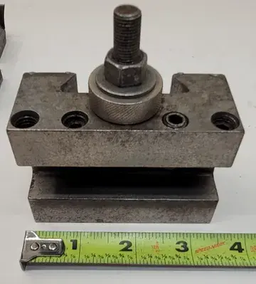 USED ALORIS TOOL POST HOLDER